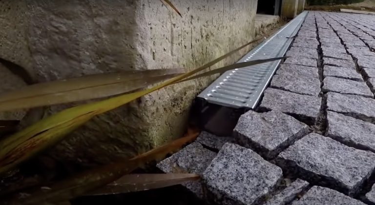 caniveau pour eau pluviale