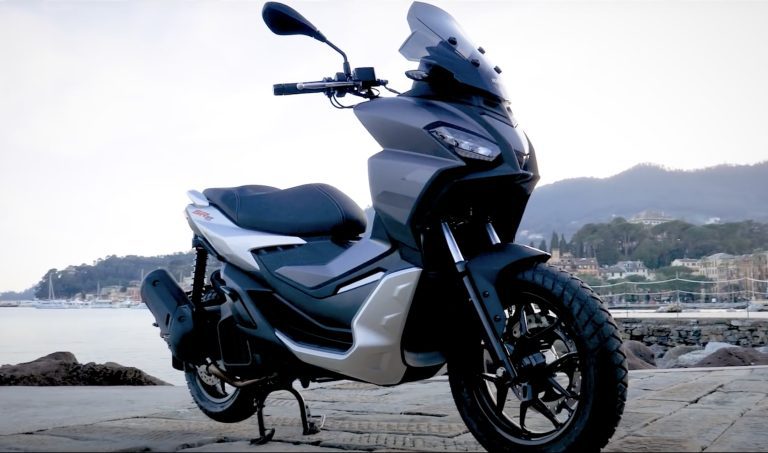 Aprilia SR-GT 125
